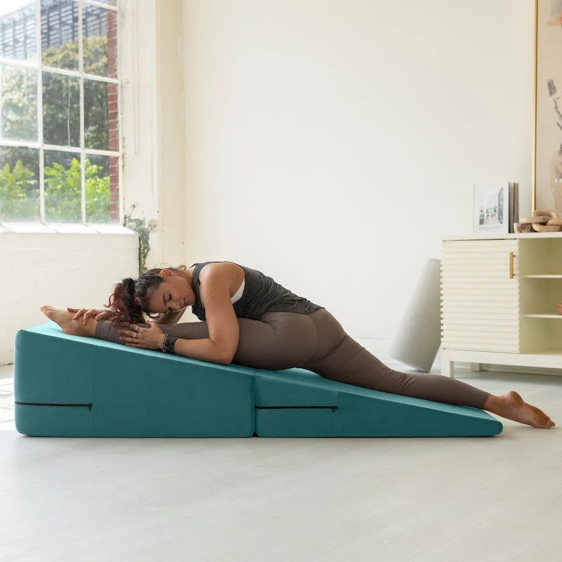 Super Ramp / Convertible Bed Bench w/ Slip Cover for Yoga & Massage, Microvelvet